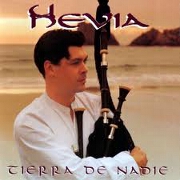 TIERRA DE NADIE by Hevia
